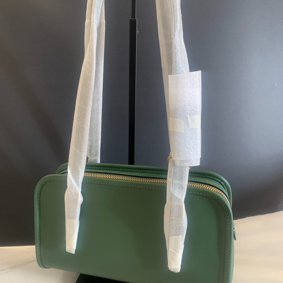 Coach Swing Zip Bag - Picture 5 of 6